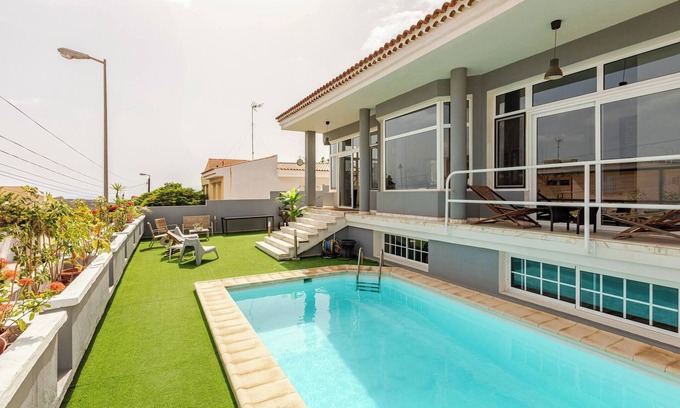 Marzagan Villa | ESPECTACULAR VILLA PARKING POTENTE WIFI VISTA AL MAR
