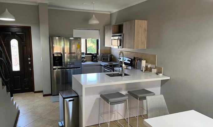 Gold Coast Casa | Special house in gold coast with private jacuzzi