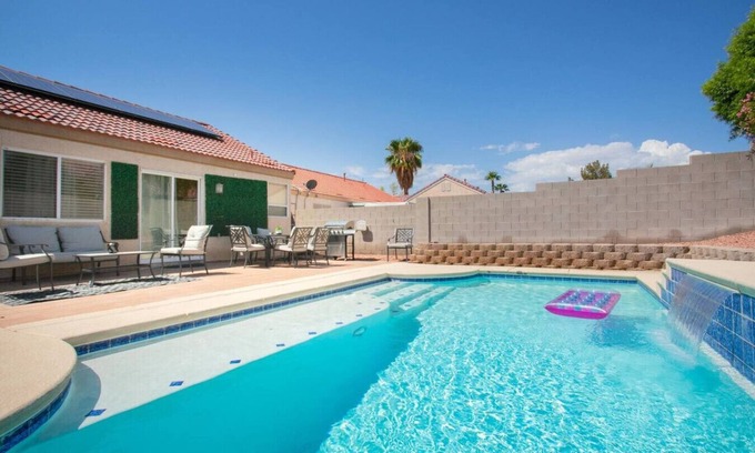 North Las Vegas Casa | Spectacular 3BR Home w/ Pool