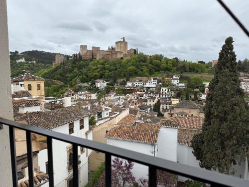 Albaicín Apartamento | Spectacular Alhambra view roof terrace penthouse