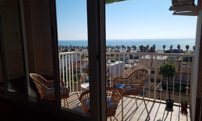 La Malva-rosa Apartamento | Spectacular apartment with sea view