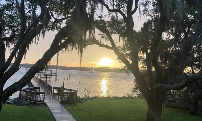Beaufort Casa | Spectacular Beaufort Waterfront Home with Private Beach, Dock and Sunsets