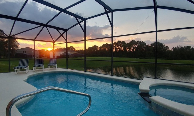 West Kissimmee Casa | Spectacular Lake View - Game/Media Room - Vacation Home Close to Disney