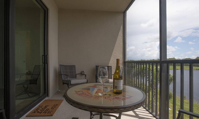 Braden River Condominio | Spectacular luxury condo 2 Bed/2 Bath, 1,239 SF