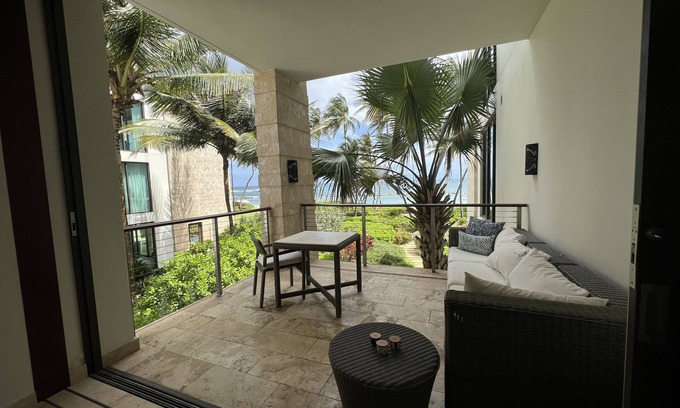 Dorado Pueblo Condominio | Spectacular MINT oceanfront condo at the Ritz-Carlton West Beach Reserve Dorado.