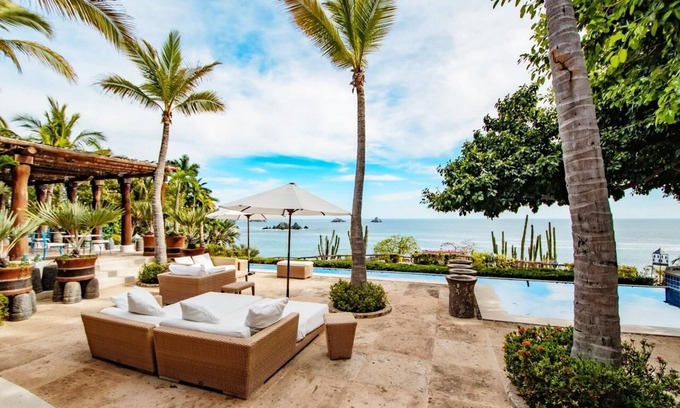 Ixtapa Villa | Espectacular villa frente al mar en el resort más exclusivo y privado de México