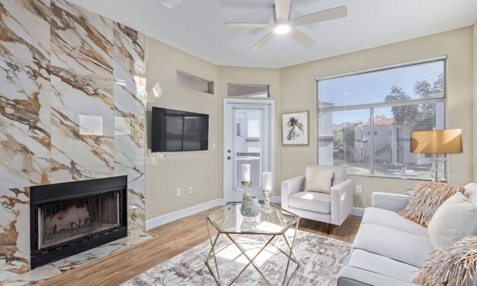 Montana Vistas Condominio | Spectacular New Luxury Listing! Desert Diamond!