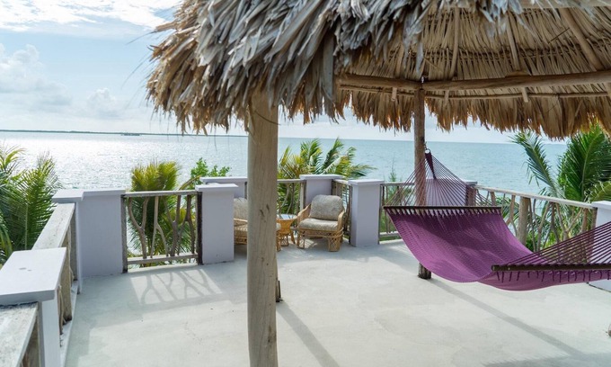 Thatch Caye Complejo | Spectacular Ocean Views Cabana w/ Private Roof Patio - A/C Included