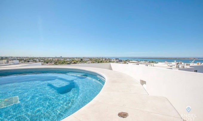 Colina del Sol Condominio | Espectacular condo con vista al mar | Wi-Fi | Piscina