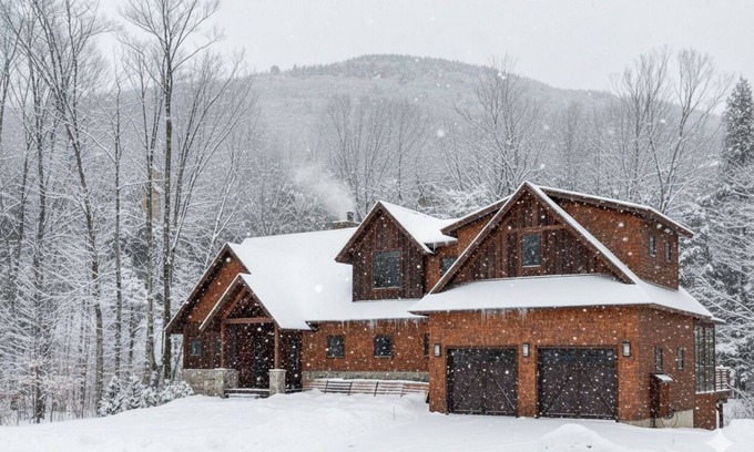 Lincoln Chalet De Esquí | South Peak | Hot Tub | Ski In | 7BR Chalet
