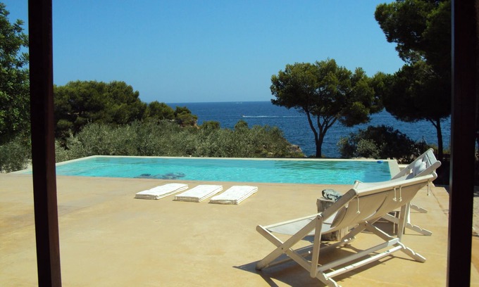 L'Ametlla de Mar Chalet De Esquí | Espectacular casa delante del mar