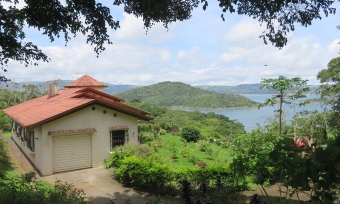 Arenal Casa | Vista espectacular, conveniente para las atracciones de Monteverde y el Volcán Arenal