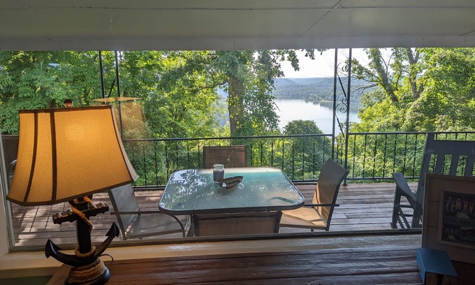 Somerset Casa | Spectacular View of Lake Cumberland