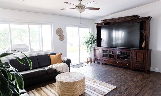 Chula Vista Casa | Spectacular Views and Comfort-Book Now! King Bed!