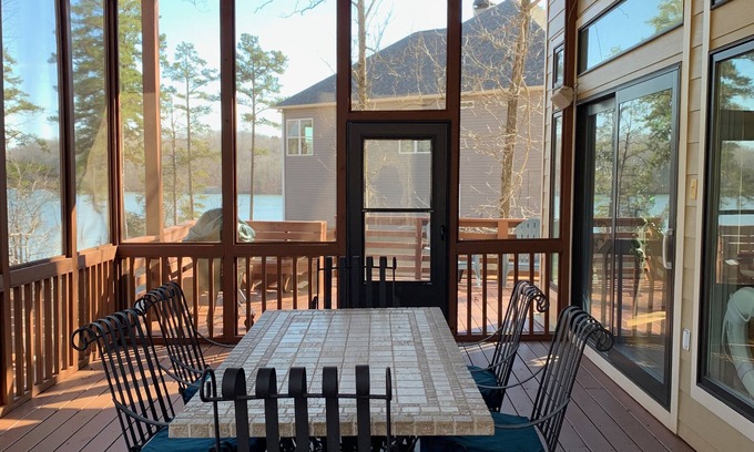 Gainesville Casa | Lake House on Lanier, Capacidad 4.