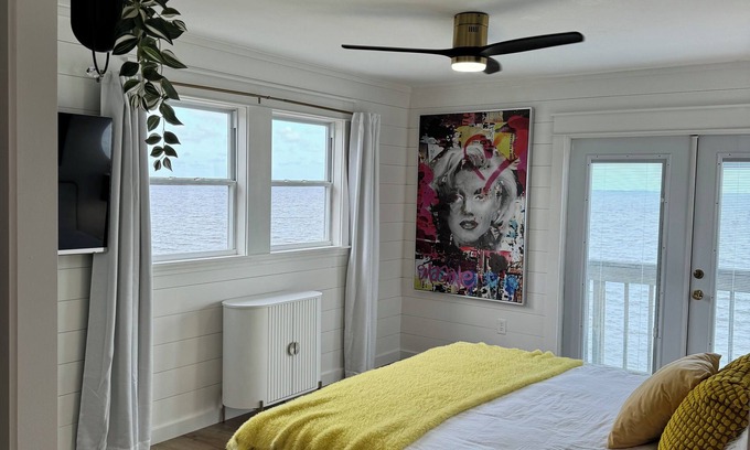Niceville Casa | Spectacular water & Destin city light views! Dolphins, Private, Spacious, unique