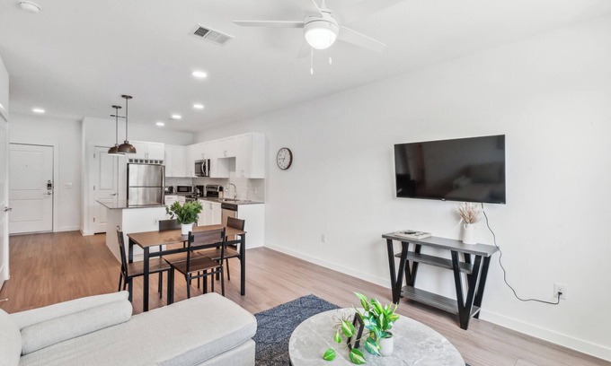 Austin Apartamento | Spectra Parks 7310, Stunning Austin Oasis