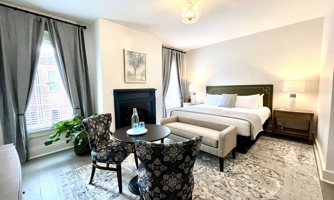 Chillicothe Cama Y Desayuno | Spencer Suite at The Willis-James