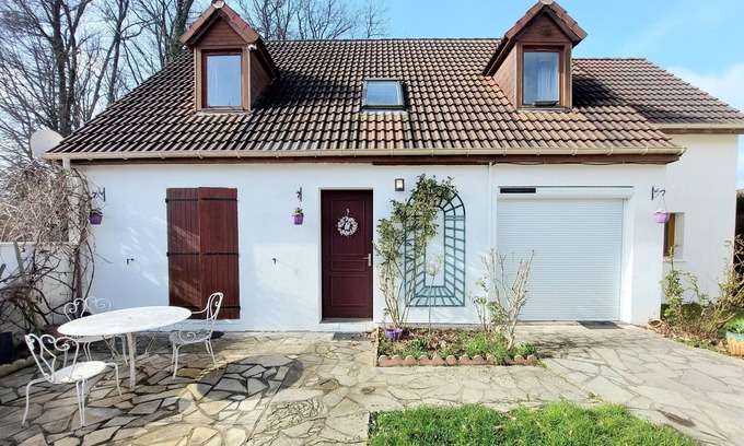 Cesson Casa | Alojamiento de 3 habitaciones en Cesson