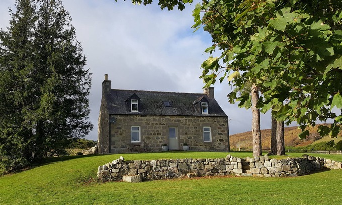 Aberlour Casa | Speyside Cottage. Impresionantes vistas y tranquilidad. En el icónico Whiskey Trail.