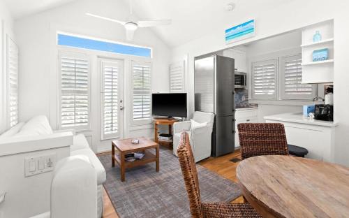 Seaside Casa | Spice