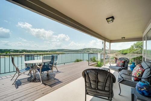 Briarcliff Apartamento | Spicewood Condo on The South Shore of Lake Travis!