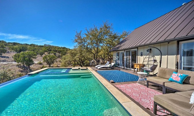 Pedernales Canyon Ranch Casa | Spicewood Vacation Rental with Infinity Pool!