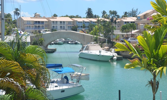Retreat Casa | Spinnaker, # 127 Port St. Charles Marina, Speightstown - Frente al lujo.