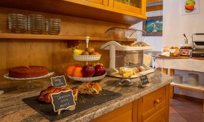 Penia Hotel | Villa Clara