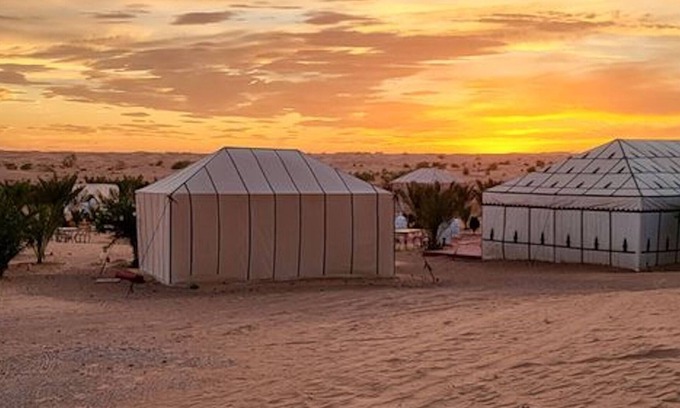 Rissani Casa | Espléndido campamento de lujo sahariano en las idílicas dunas del desierto