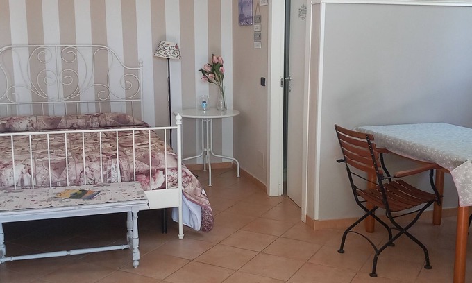 Grosseto Apartamento | Espléndido estudio romántico en la encantadora Maremma