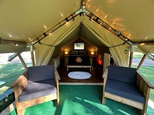 Newport Otro | Splendid Safari Tent Sanctuary near Smoky Mountains in Tennessee