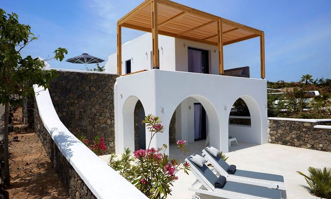 Exo Gialos Villa | Splendid Santorini Villa | Villa Casa del Mare | 1 Bedroom | Private Pool with Stunning Sea Views | Close to Beach | Exo Gialos