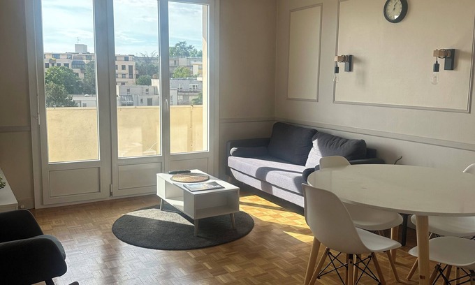 Sablon - Trudaine Apartamento | Splendid T4 with balcony