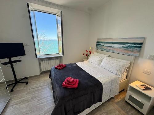 Bussana Apartamento | Splendida Casa vista mare per 4 persone di fronte alle spiagge di Bussana