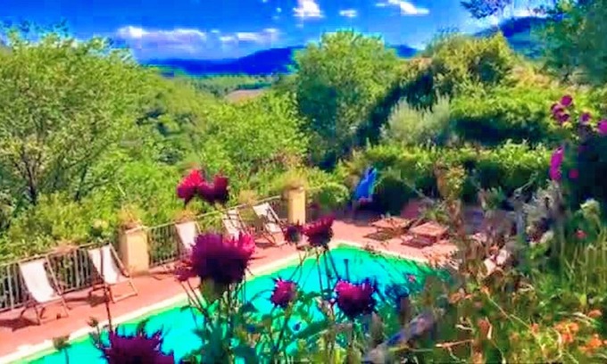 Spoleto Villa | SPOLETO SPLASH/slps 18-24/exc pool/Spoleto 7 kms/ Rome 1 hr/Wifi/football pitch