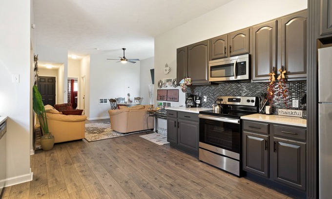 Perry North Apartamento | Sports Fans Steelers/10 Mins To Stadium 108' Projector/King Bed