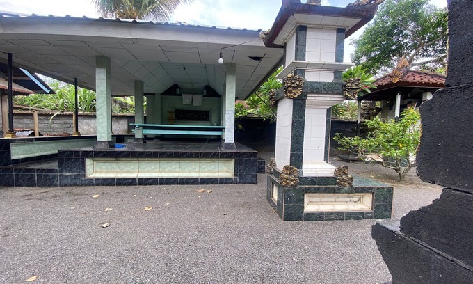 Kecamatan Janapria Hotel | SPOT ON 93441 Gians Homestay Near SMKN 2 Kuripan