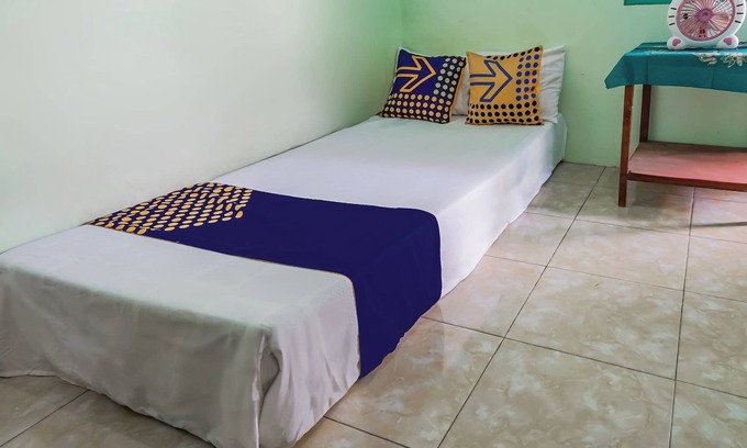 Porong Hotel | SPOT ON 93879 Wunut Homestay Syariah