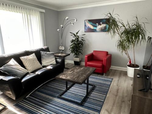 East Kildonan Apartamento | Spotless 2 Bedroom Suite in Winnipeg