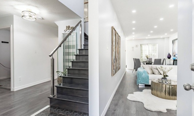 Caledon Casa | Spotless Bright Home By The Headwaters In Orangeville!