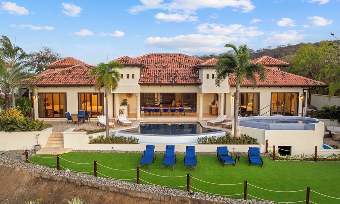 Coco Casa | Sprawling Villa - Ocean View Pool & Hot Tub