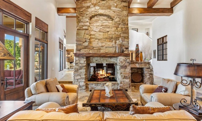 Mirabel Village Casa | Sprawling Western Paradise on Mirabel Golf Course
