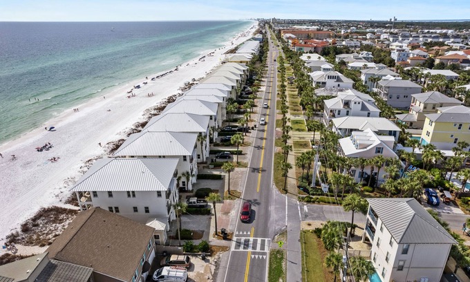 Frangista Beach Casa | Medio y finales de agosto está disponible .. Bicicletas gratis, configuración de playa y sombrilla