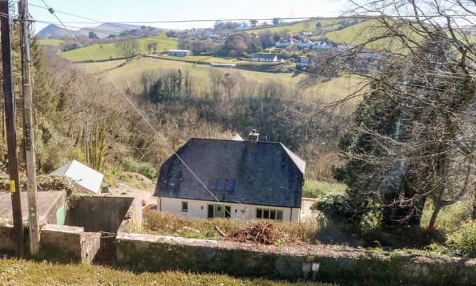 Berrynarbor Cabaña | Spring Cottage