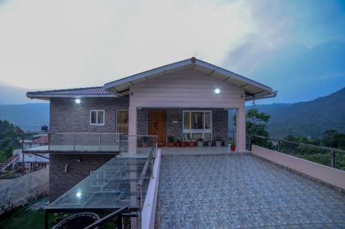 Wellington Villa | Spring Fields