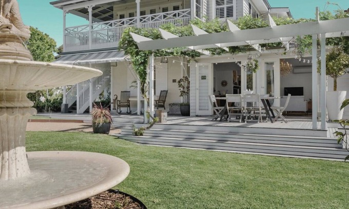 Point Lonsdale Casa | Spring Hill