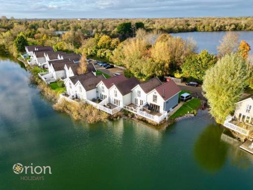 South Cerney Casa | Spring Lake 52, Eider Lodge - P