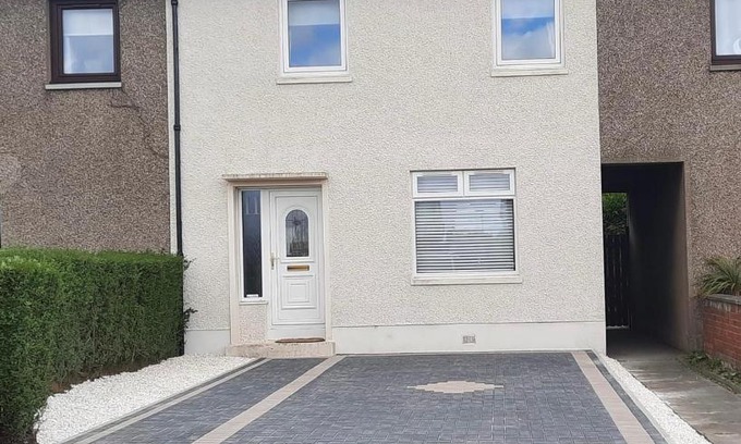 Dunfermline Casa | Springbank Holiday Home