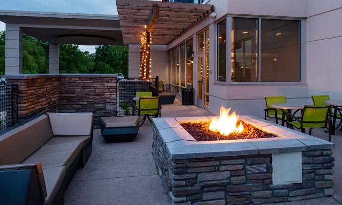 Elizabethtown Hotel | SpringHill Suites by Marriott Elizabethtown